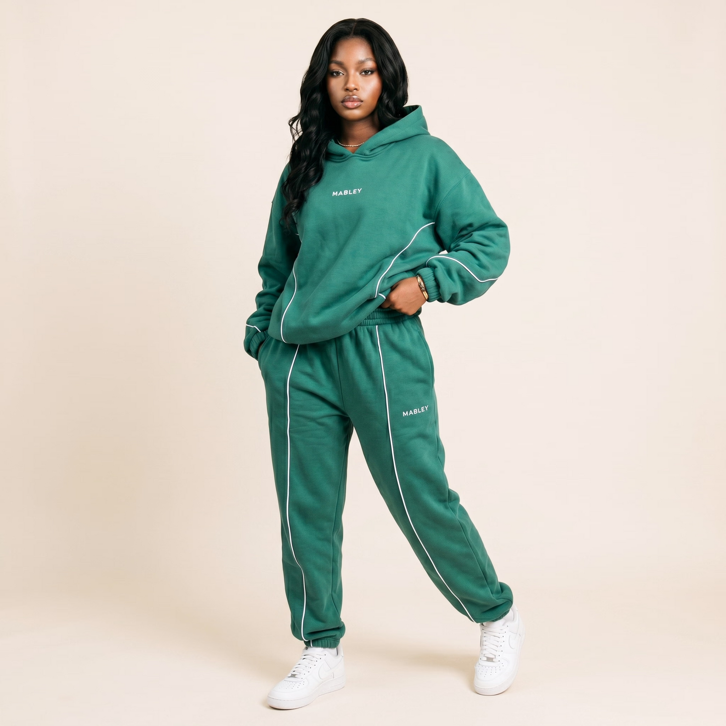 Cozy Hooded Sweater and Contrastline Vista Joggers Set