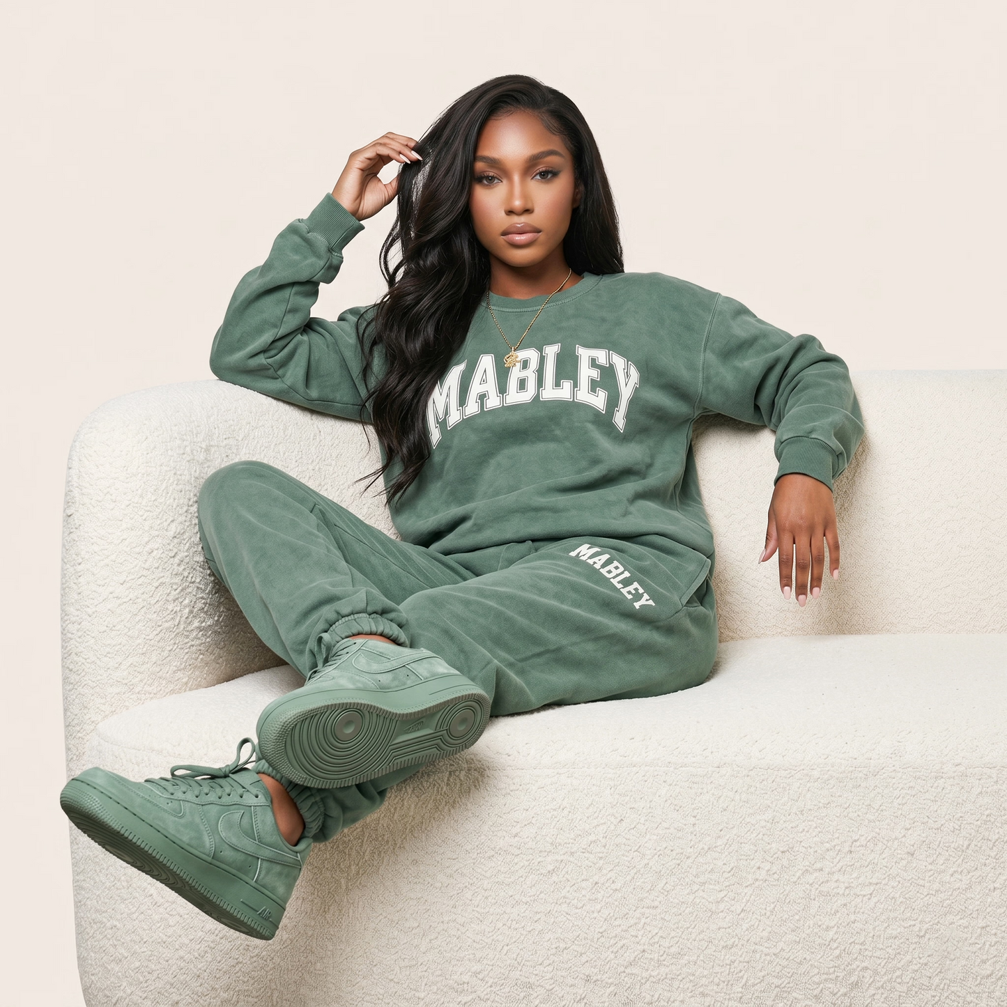 Mabley The Chill Cozy Sweatshirt and Joggers Set